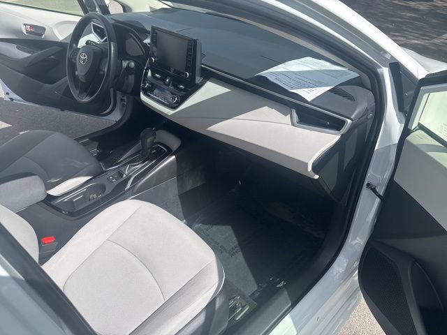 Used 2022 Toyota Corolla LE image 31