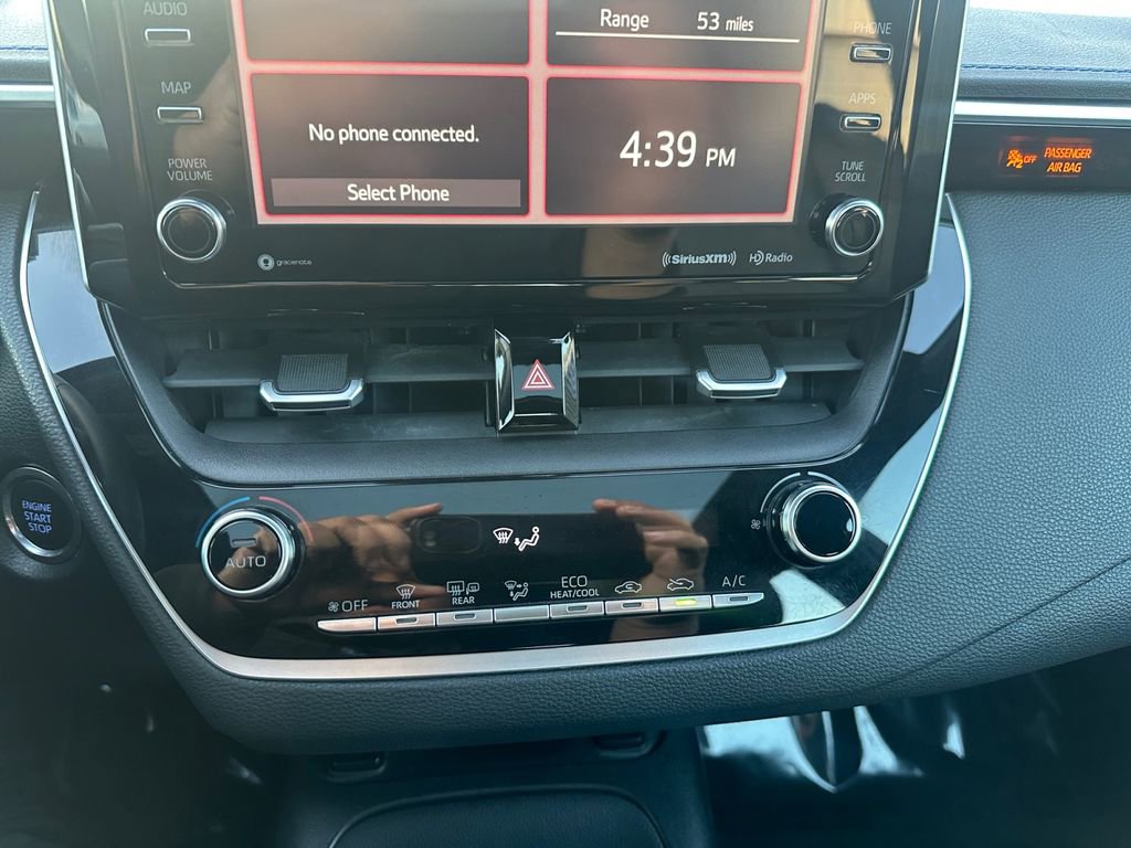 Used 2021 Toyota Corolla XSE image 17