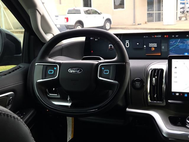 New 2025 Ford Expedition Max Platinum image 14