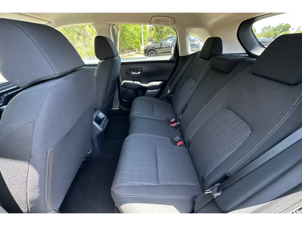 Used 2027 Honda HR-V LX image 14