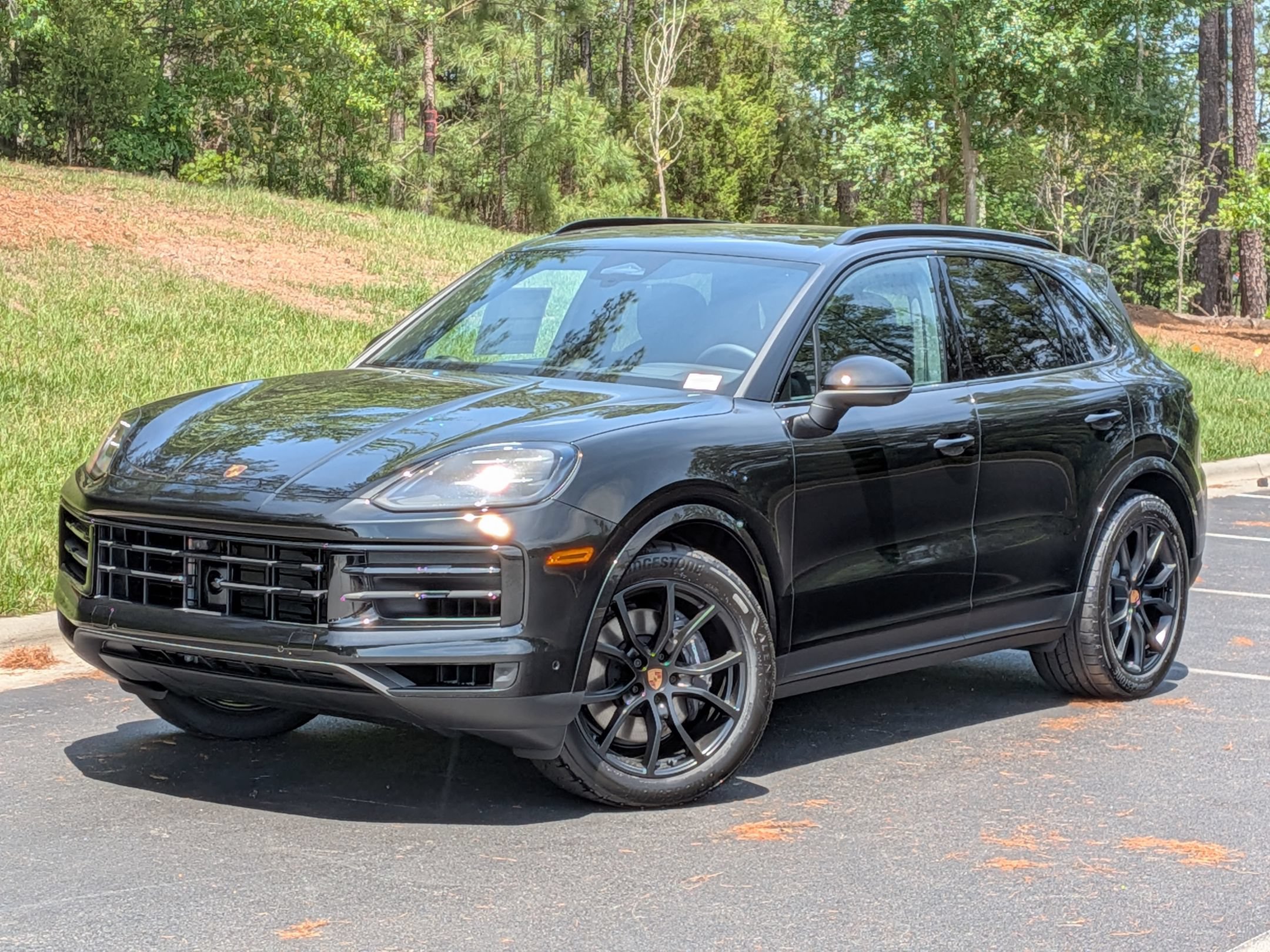 New 2026 Porsche Cayenne AWD/4WD image 1