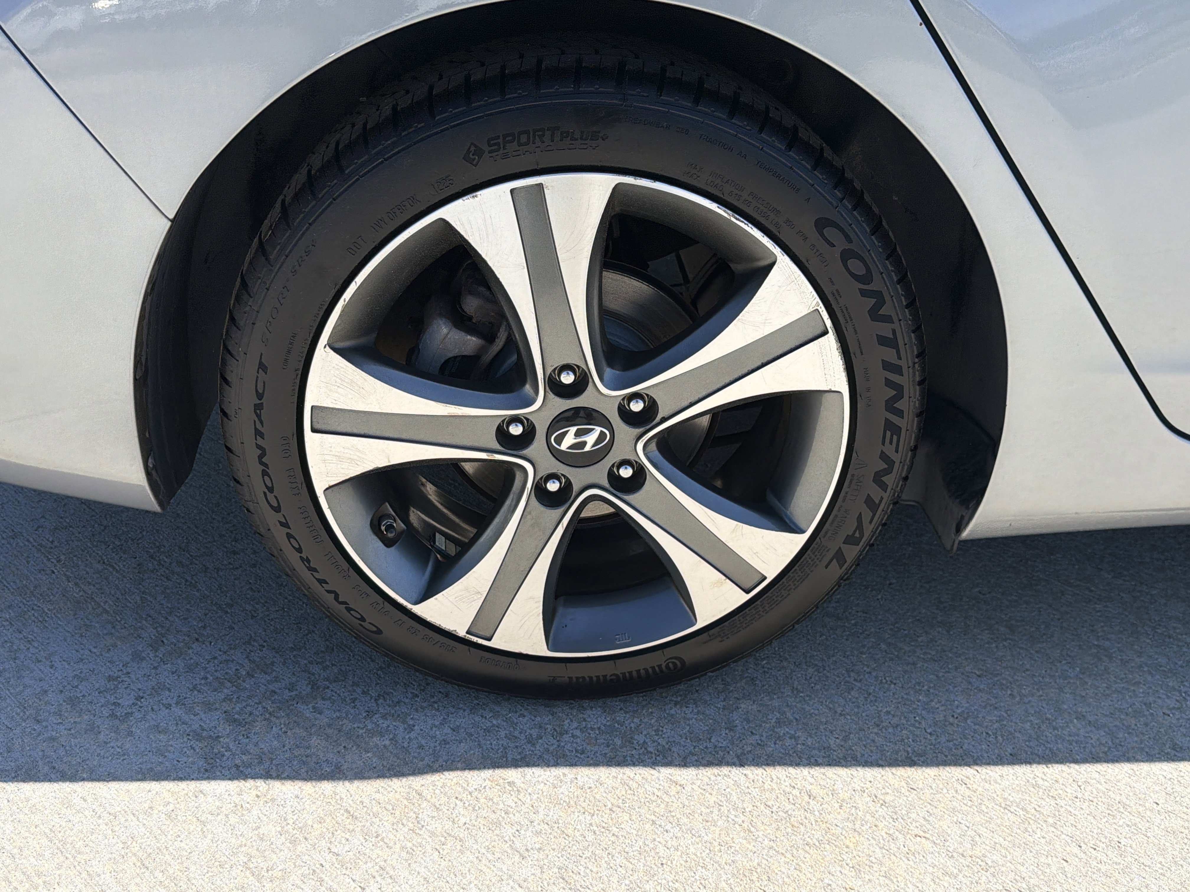 Used 2014 Hyundai Elantra Sport FWD image 13