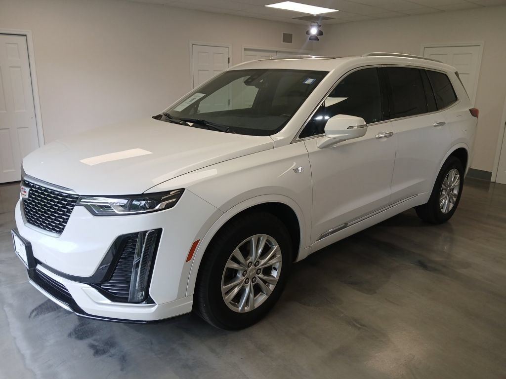 Used 2024 Cadillac XT6 Luxury AWD/4WD image 4