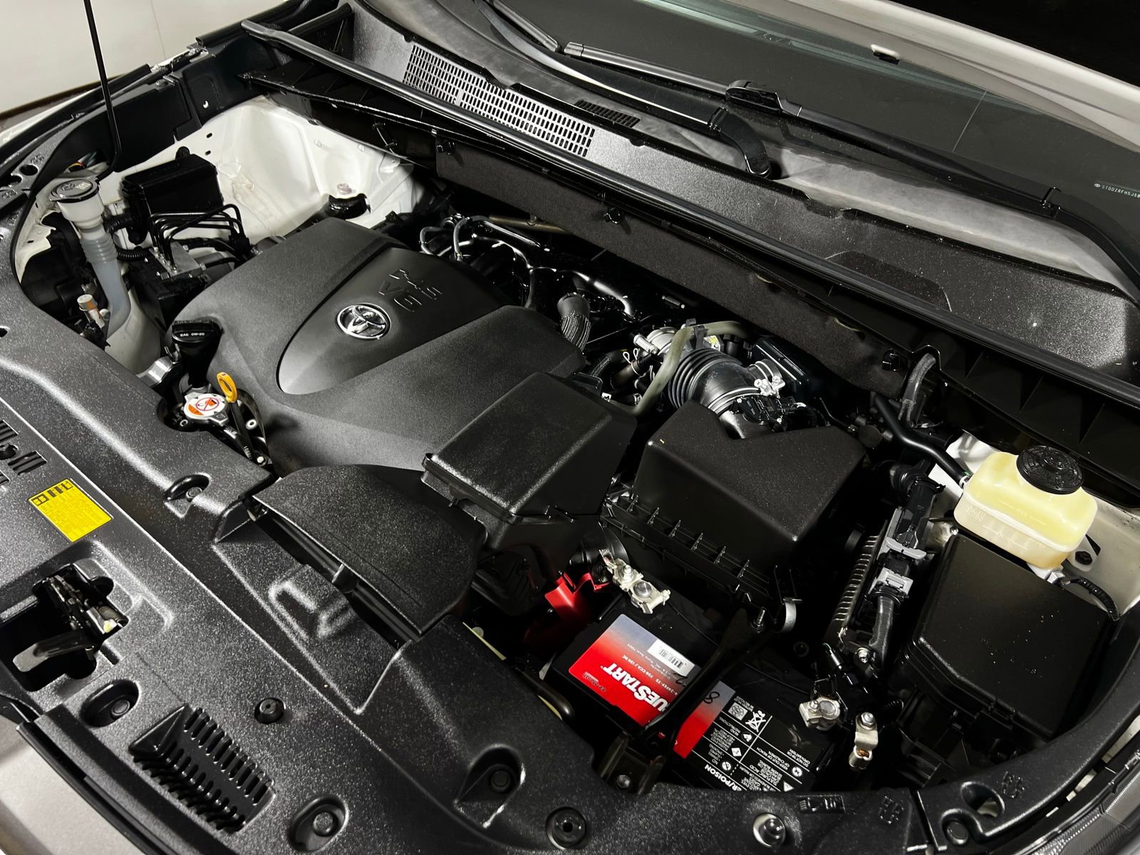 Used 2018 Toyota Highlander Limited Platinum image 11