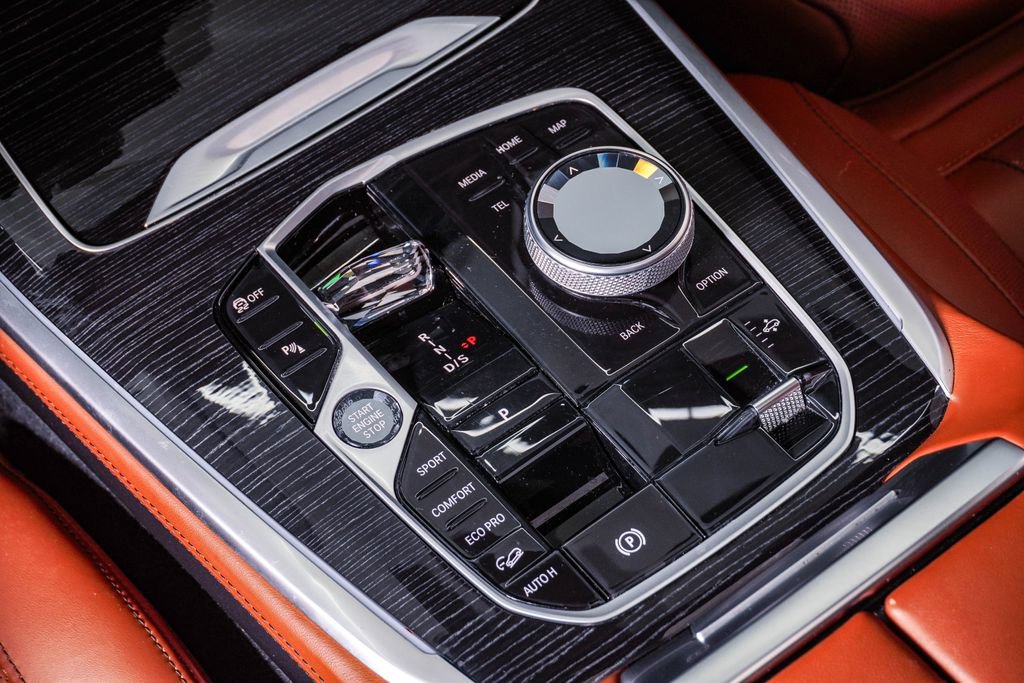 Used 2024 BMW X7 M60i w/ Executive Package AWD/4WD image 26