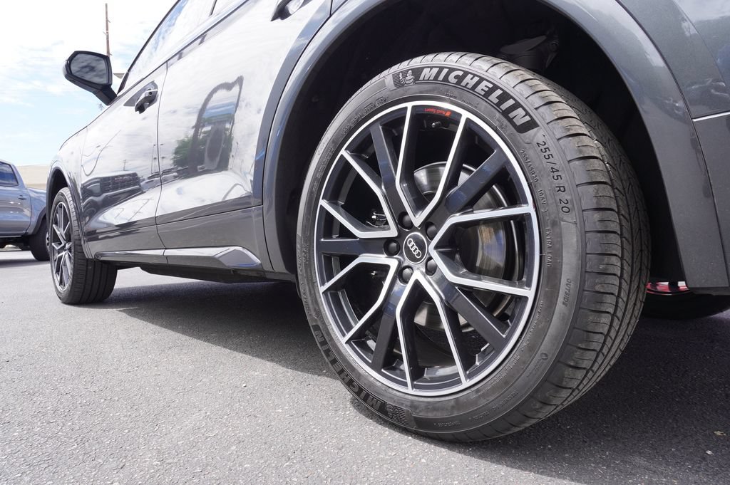 Used 2021 Audi SQ5 Premium Plus w/ Premium Plus Package AWD/4WD image 6