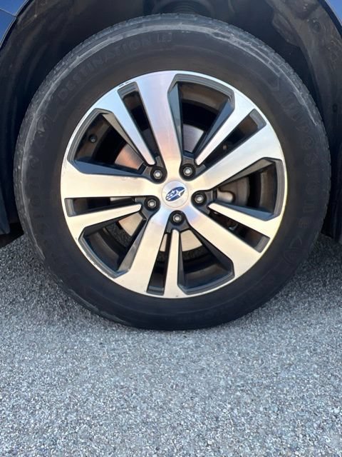 Used 2018 Subaru Outback 2.5i Limited AWD/4WD image 35