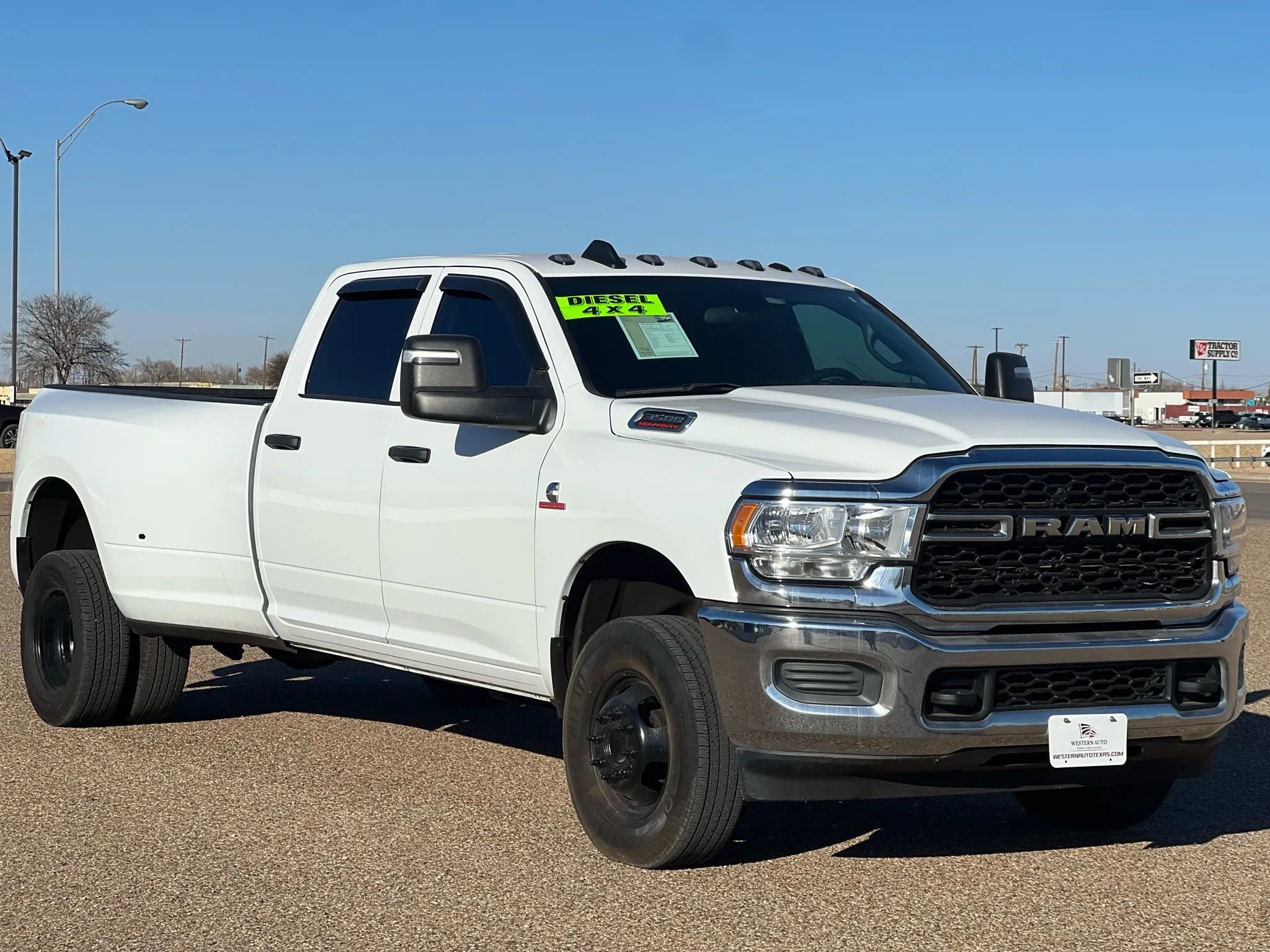 Used 2024 RAM 3500 Tradesman w/ Chrome Appearance Group image 2