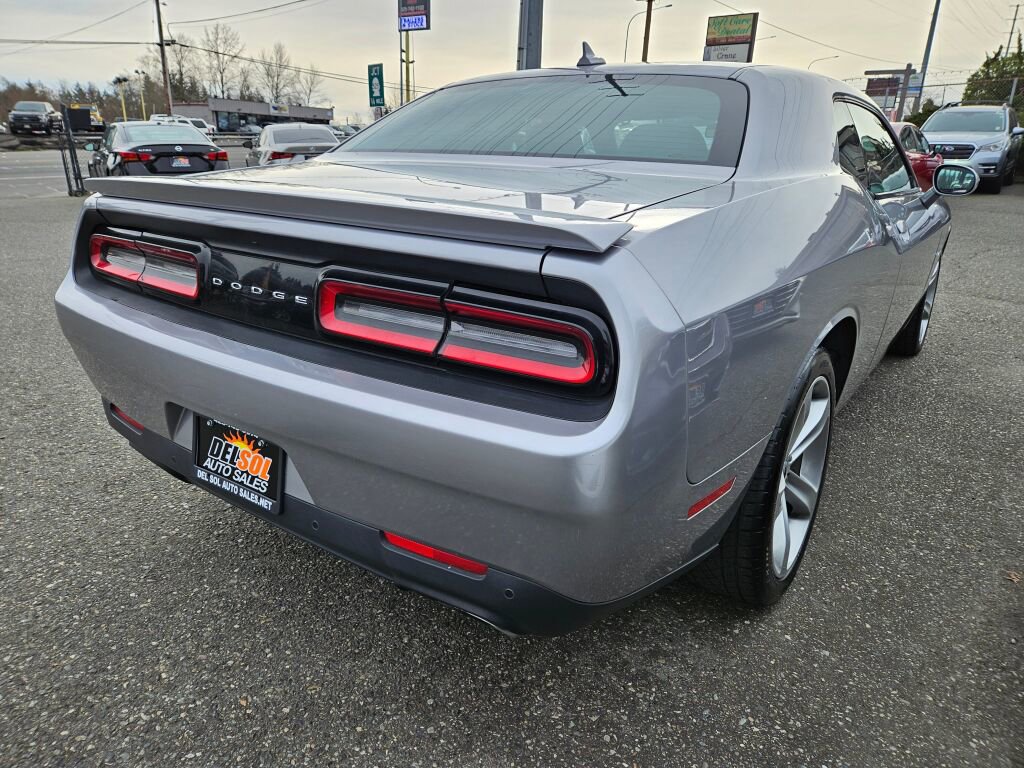Used 2017 Dodge Challenger R/T w/ Driver Convenience Group image 12