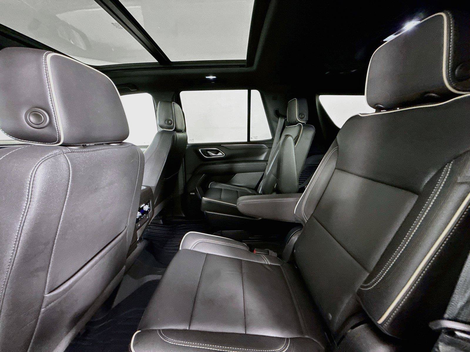 Used 2023 GMC Yukon SLT RWD image 31