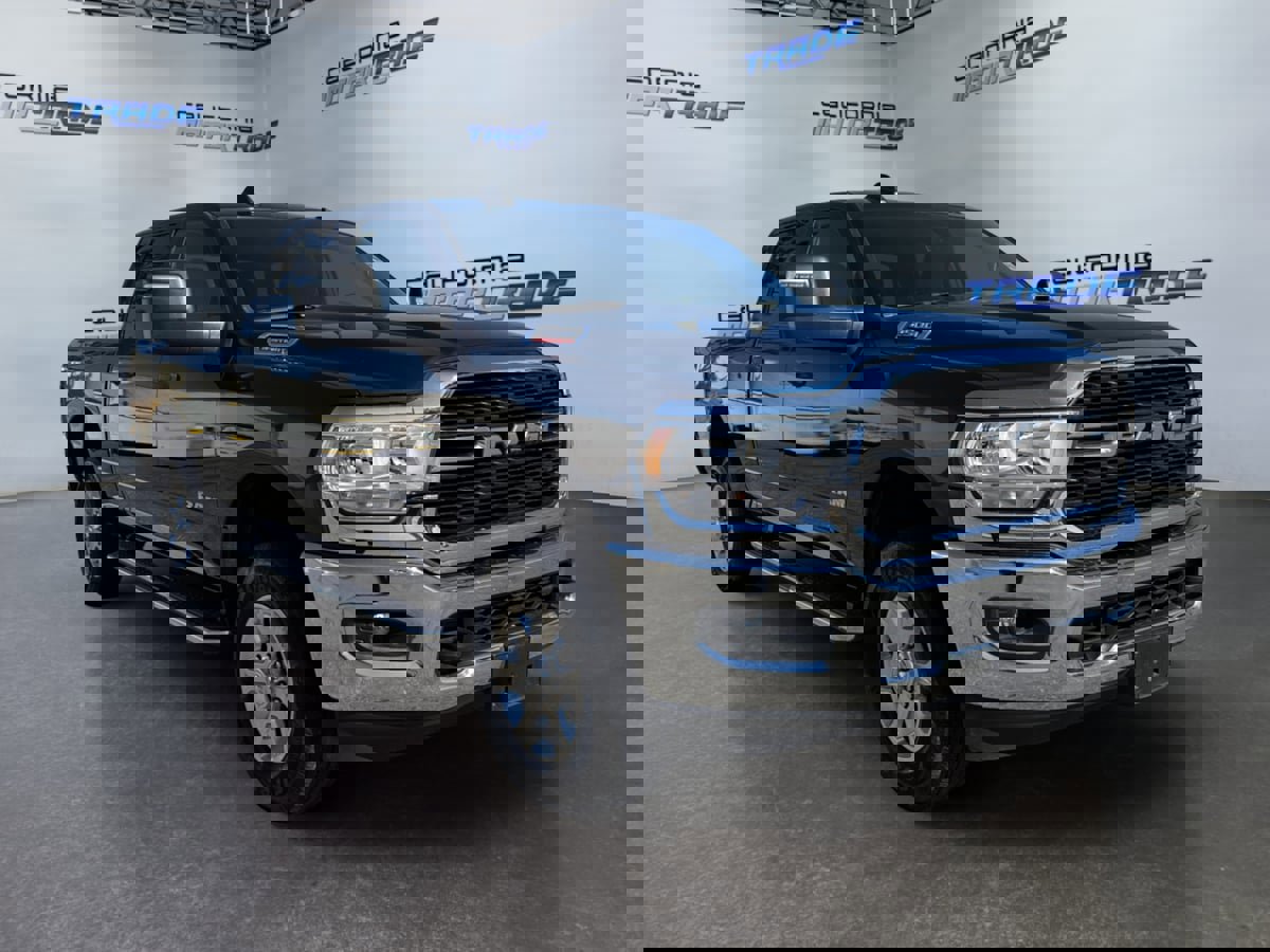 Used 2024 RAM 2500 Big Horn w/ Bed Utility Group image 3