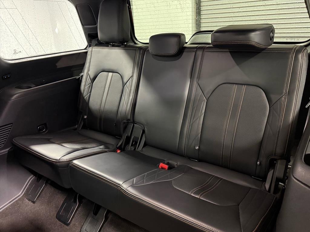 Certified 2022 Ford Expedition Platinum image 16