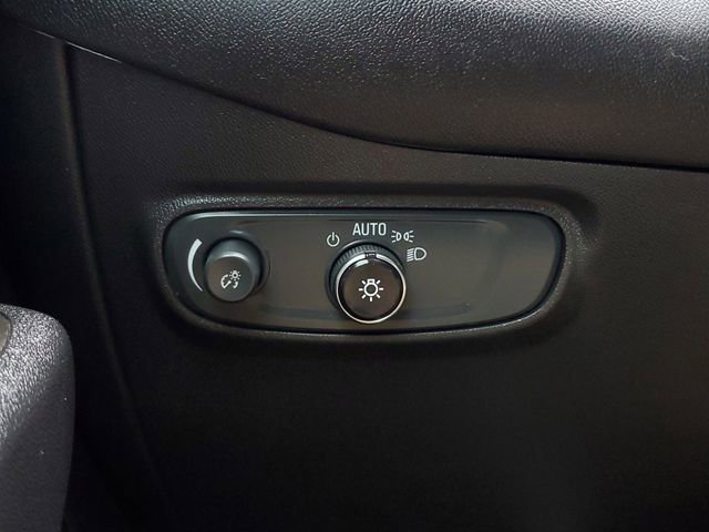 Used 2023 Chevrolet Equinox LS w/ LS Convenience Package image 33