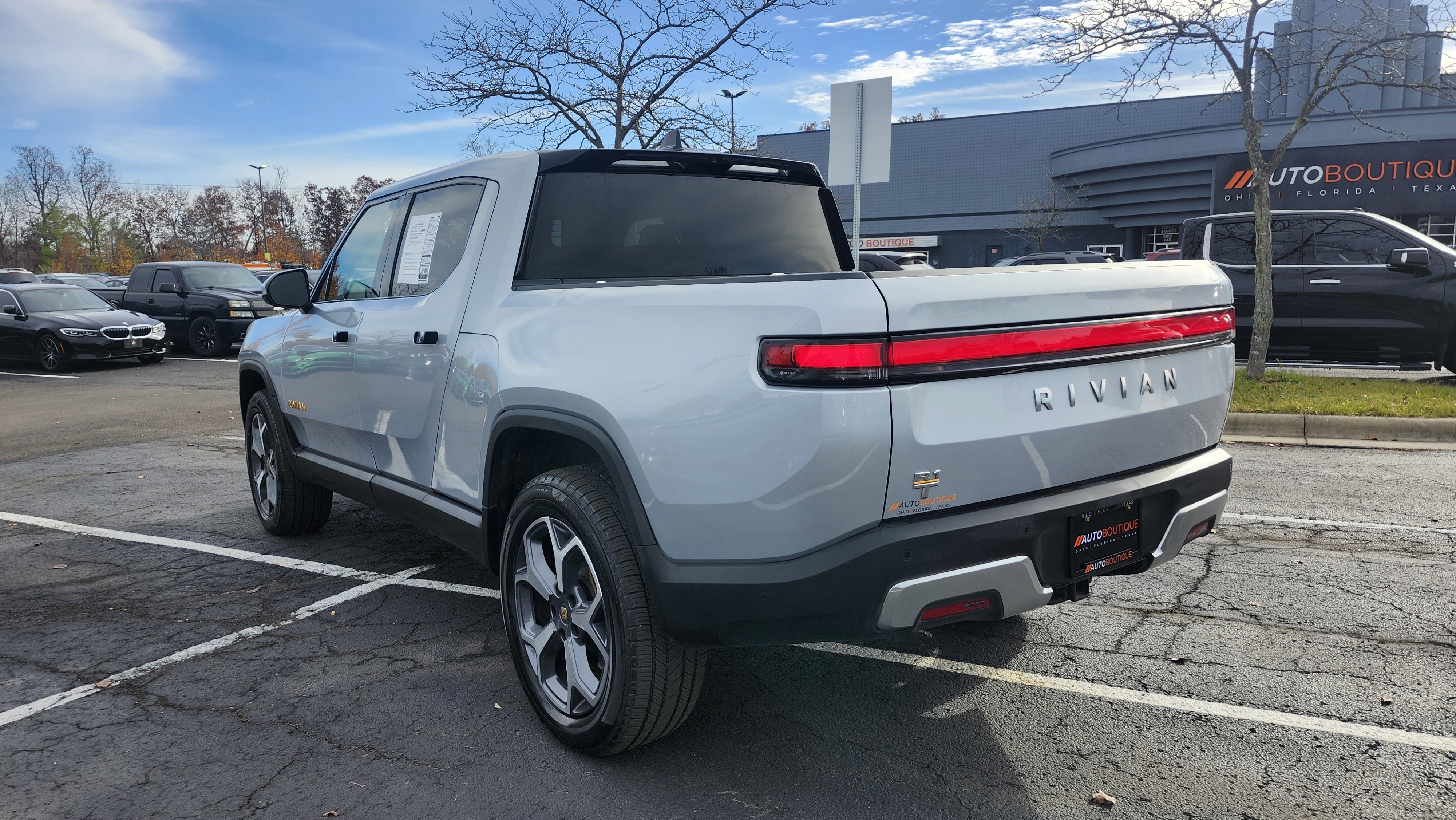 Used 2022 Rivian R1T Launch Edition image 15
