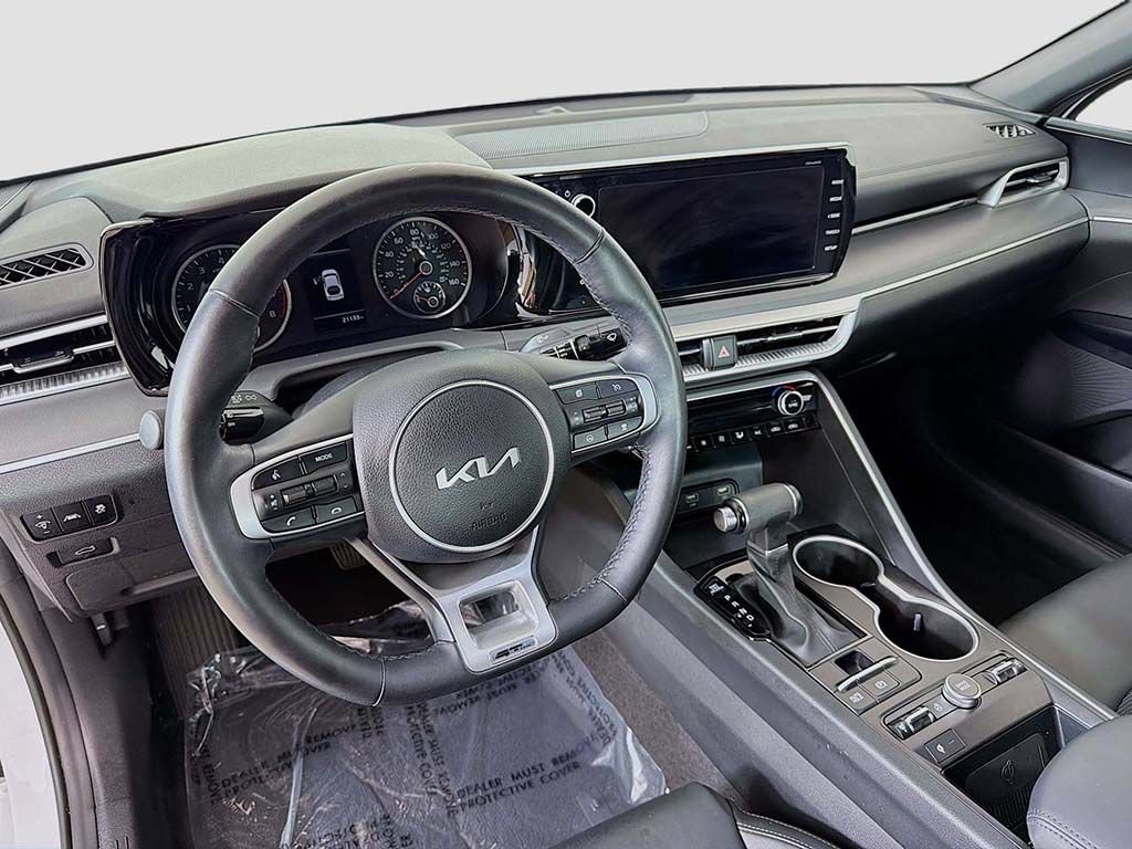 Used 2023 Kia K5 GT-Line AWD/4WD image 23