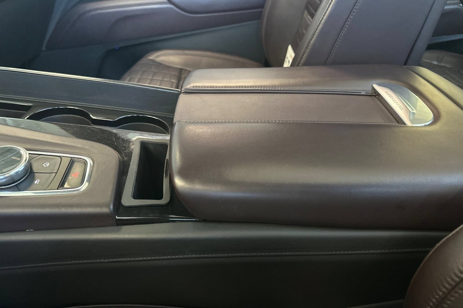 Used 2021 Cadillac Escalade Sport Platinum AWD/4WD image 31
