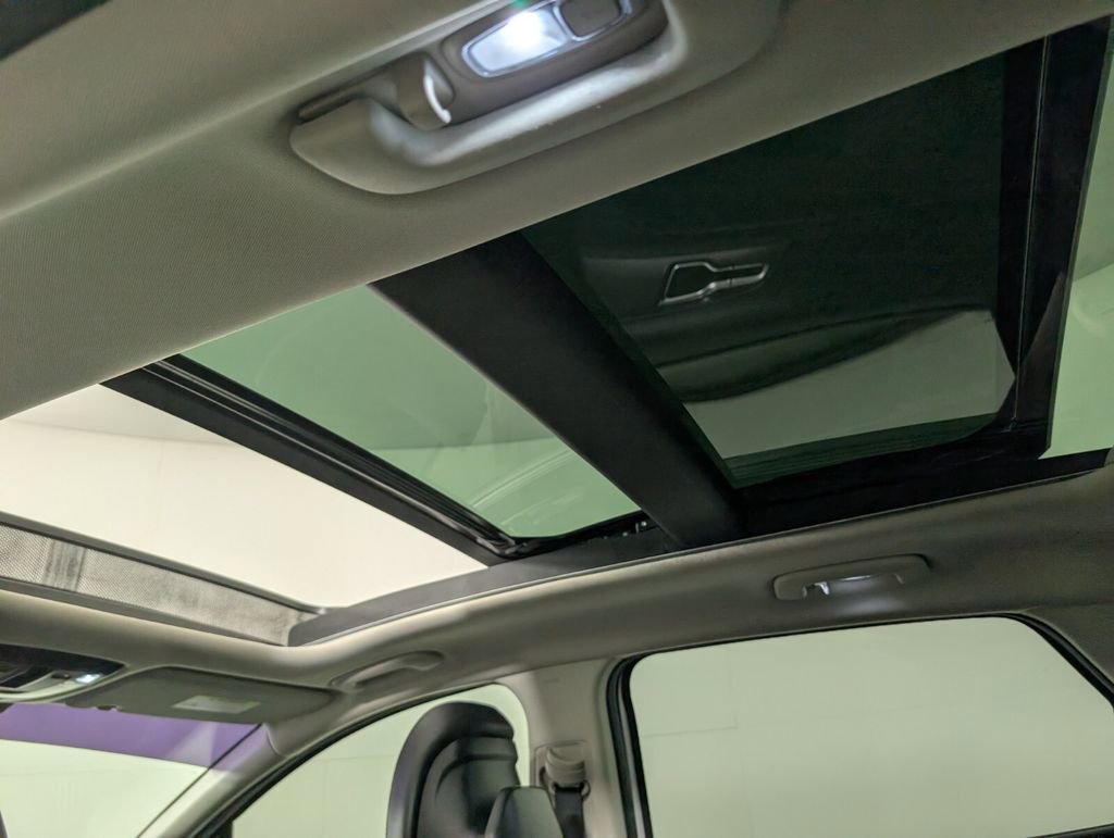 Used 2023 Kia Sportage SX image 24