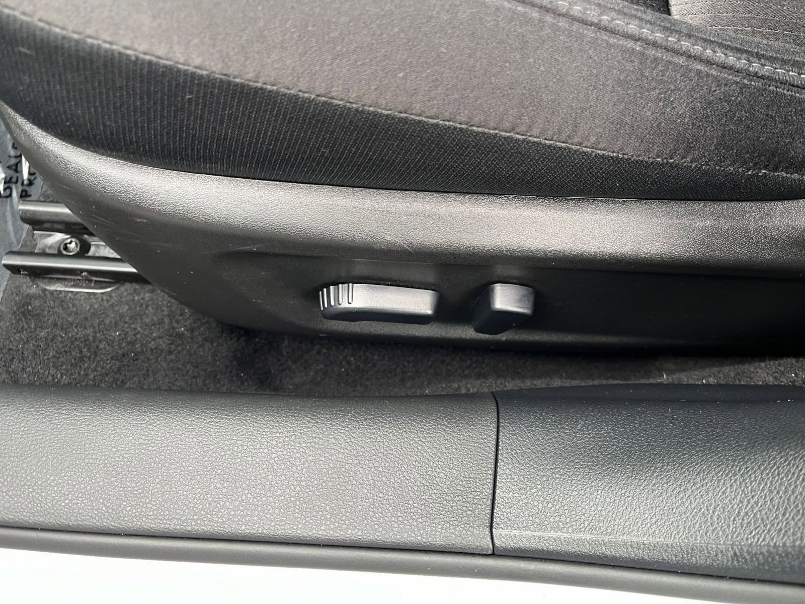 Used 2024 Nissan Altima 2.5 SV image 23