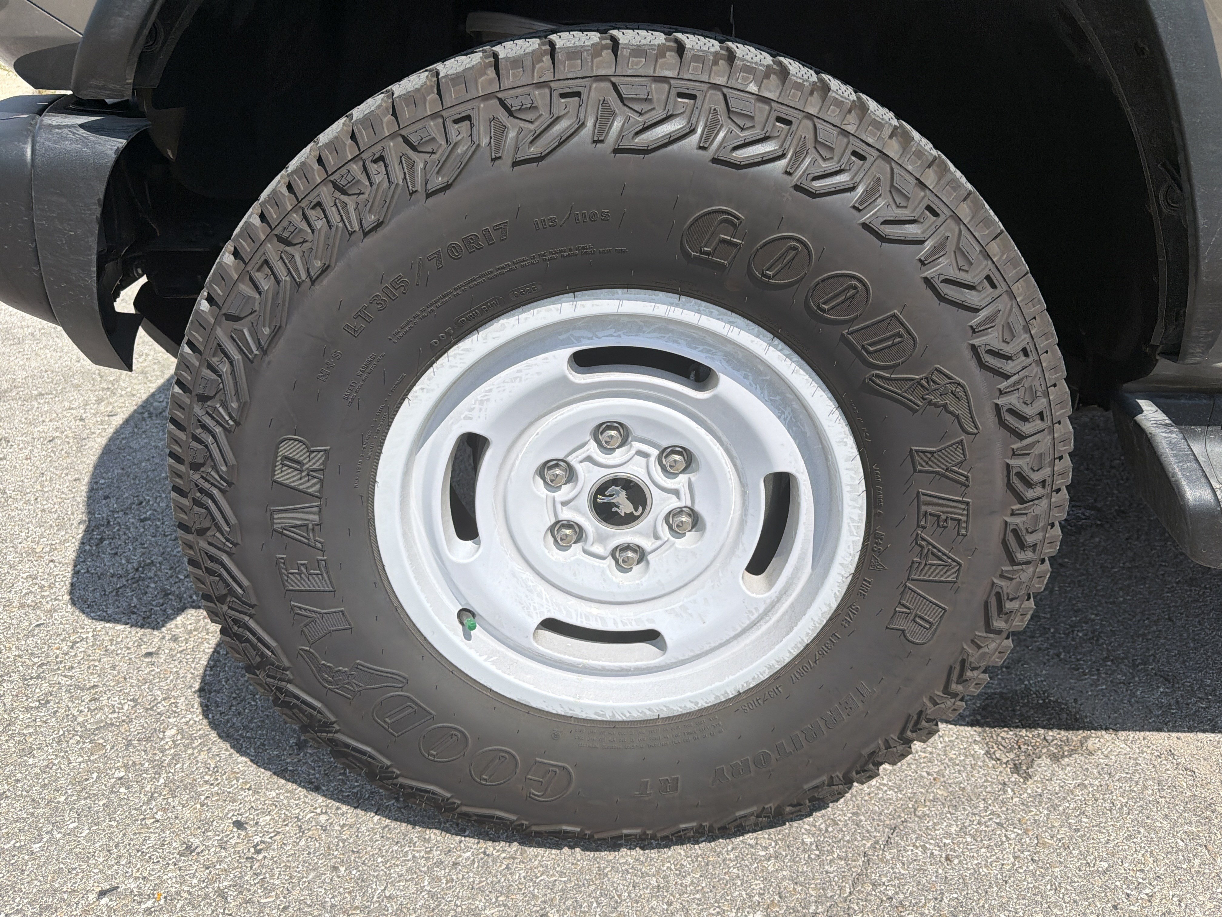 Used 2026 Ford Bronco Heritage Edition AWD/4WD image 9