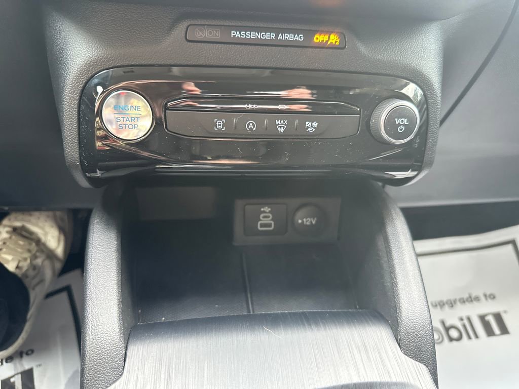 Used 2024 Ford Escape Active w/ Tech Pack #1 AWD/4WD image 18