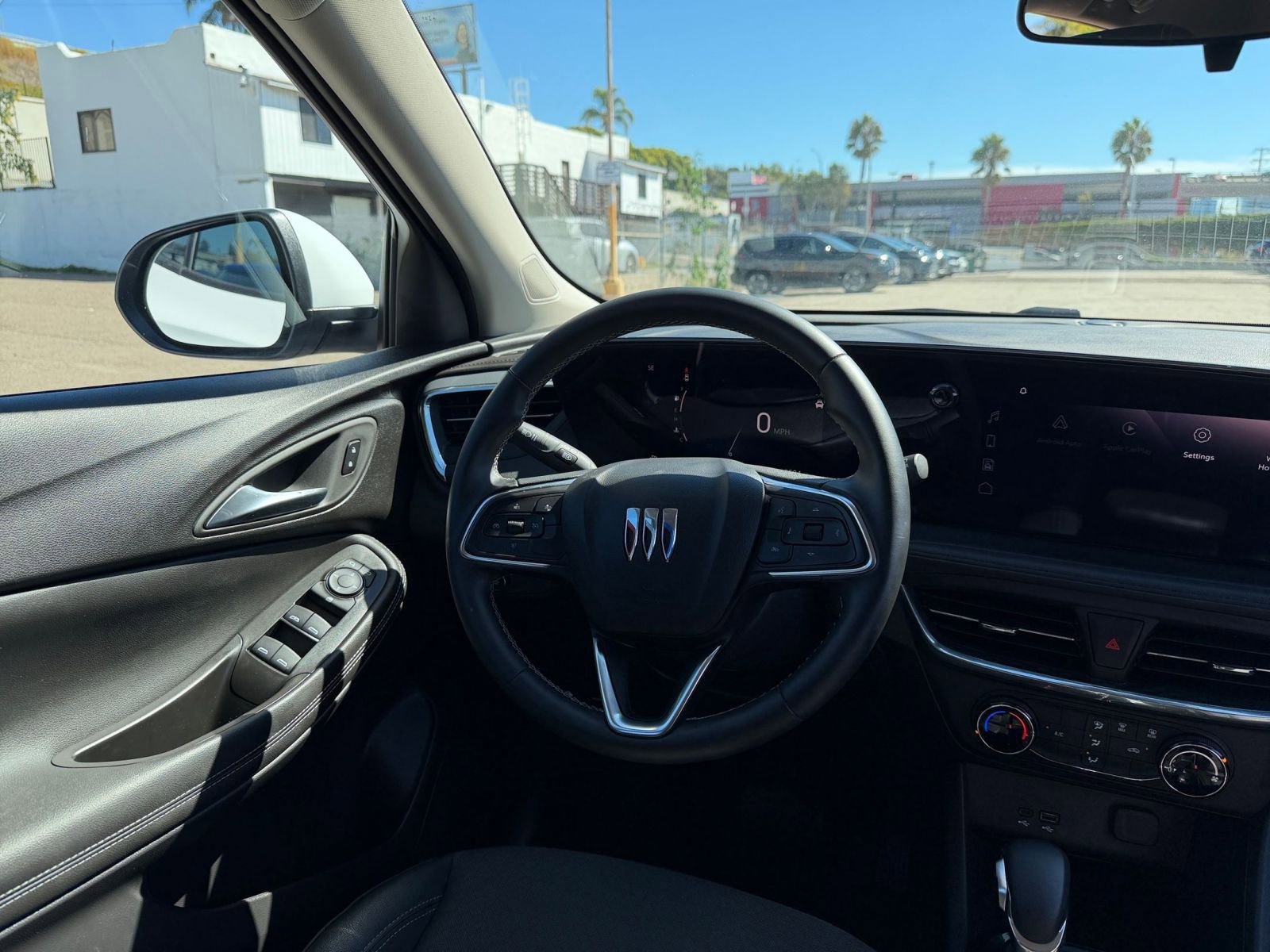 Used 2025 Buick Encore GX Preferred image 32