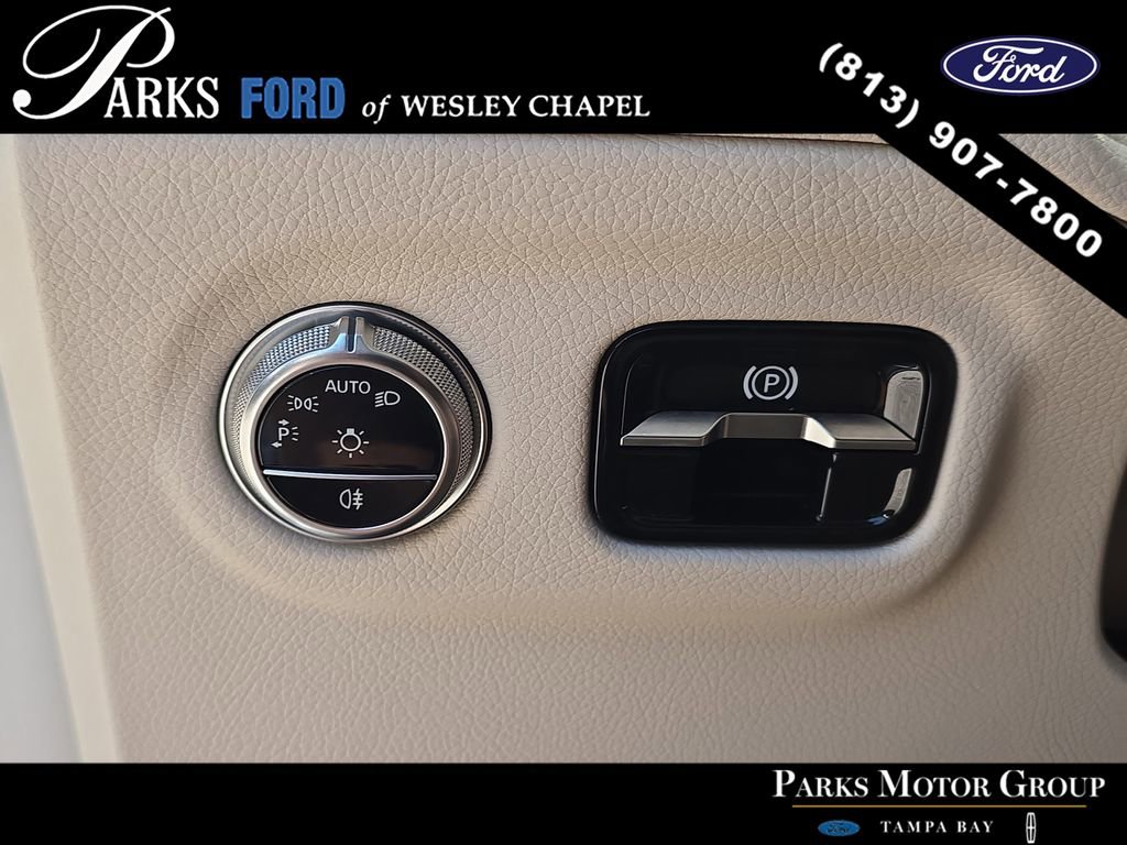 Used 2023 Mercedes-Benz EQS 450+ SUV image 27