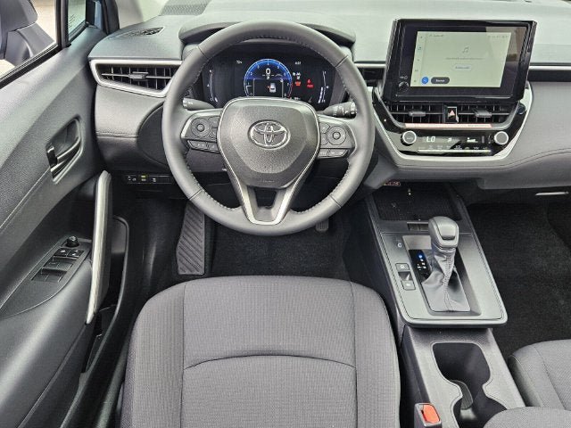 Used 2026 Toyota Corolla Cross LE w/ Moonroof Package FWD image 13