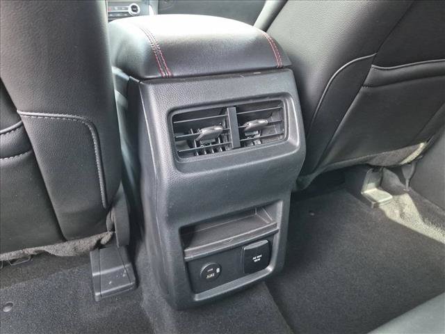 Used 2021 Ford Edge ST-Line AWD/4WD image 18