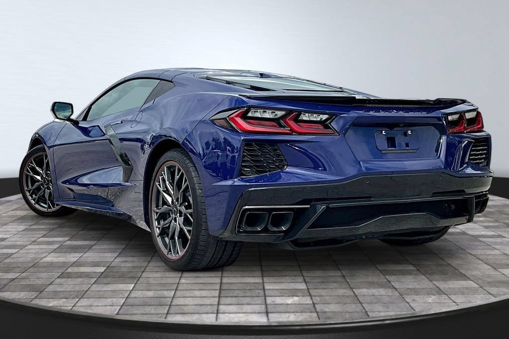Used 2025 Chevrolet Corvette Stingray Preferred Cpe w/ Battery Protection Package RWD image 4