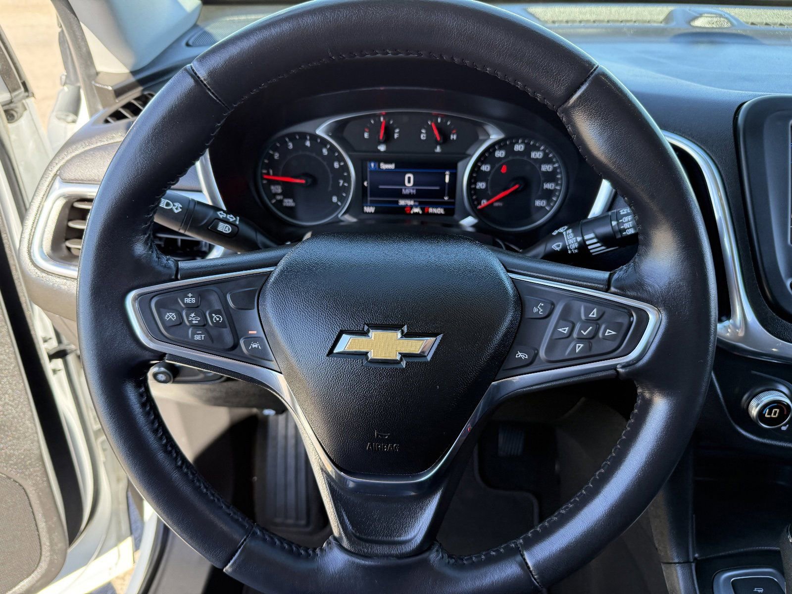 Used 2020 Chevrolet Equinox LT image 23