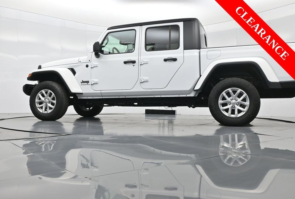 Used 2023 Jeep Gladiator Sport image 54