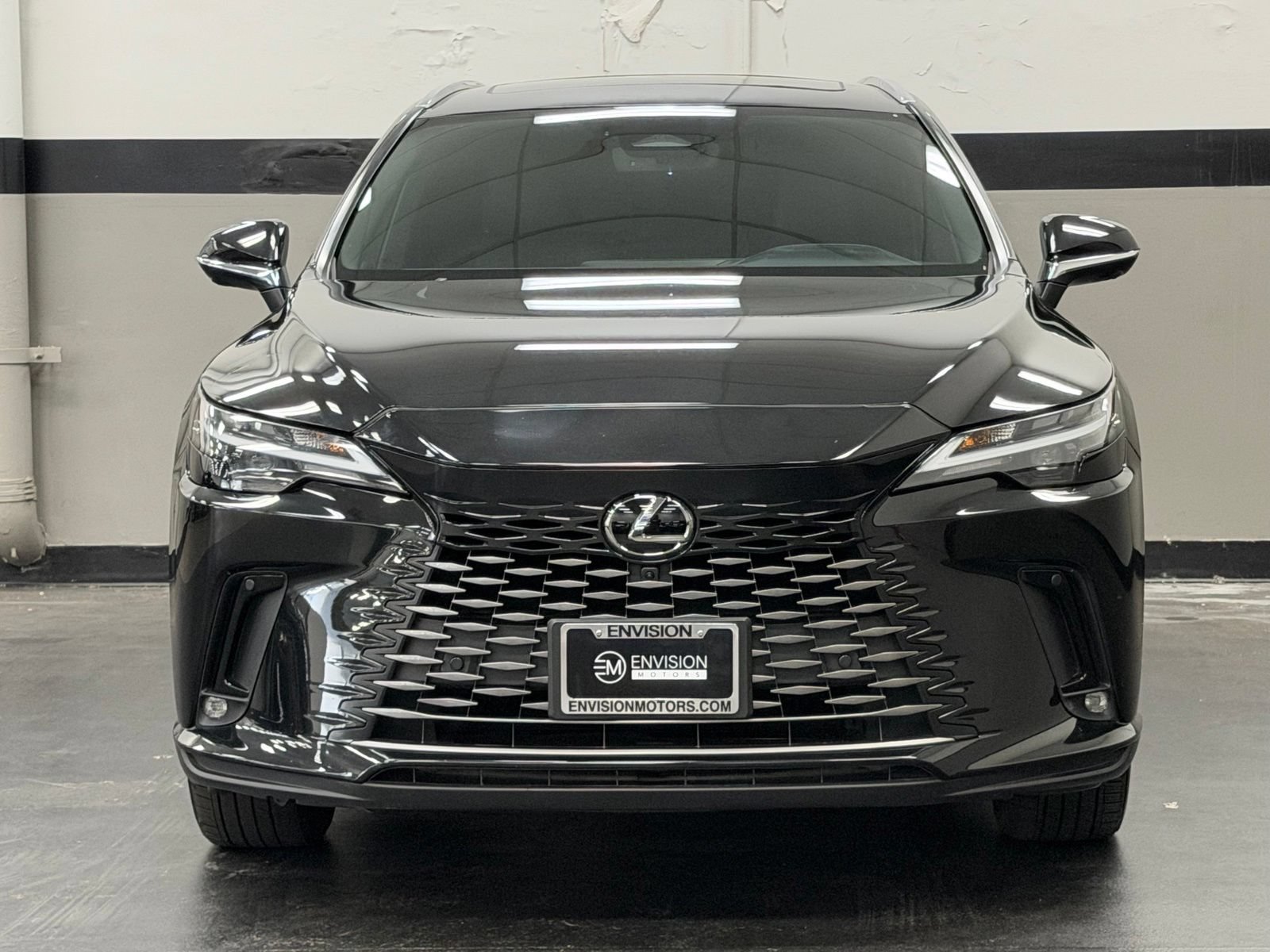 Used 2024 Lexus RX 350 Premium w/ Convenience Package FWD image 4
