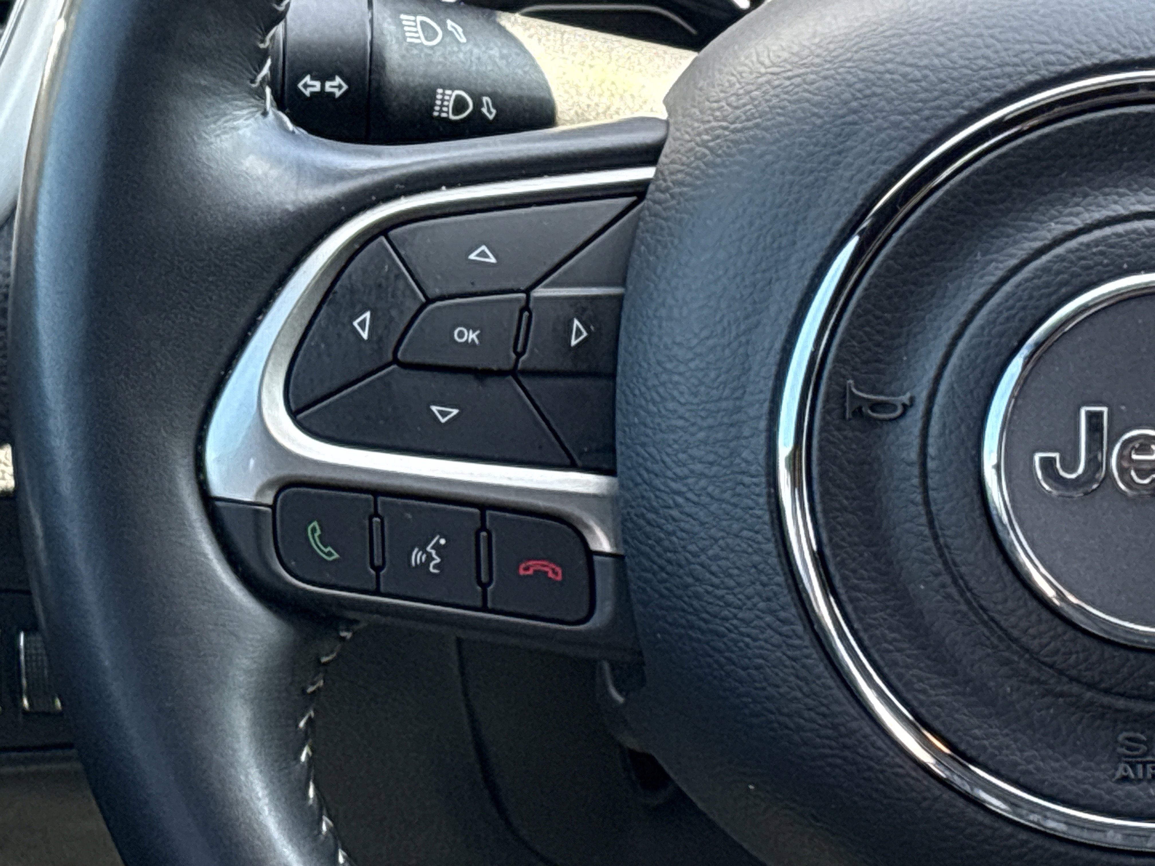 Certified 2021 Jeep Compass Latitude image 21