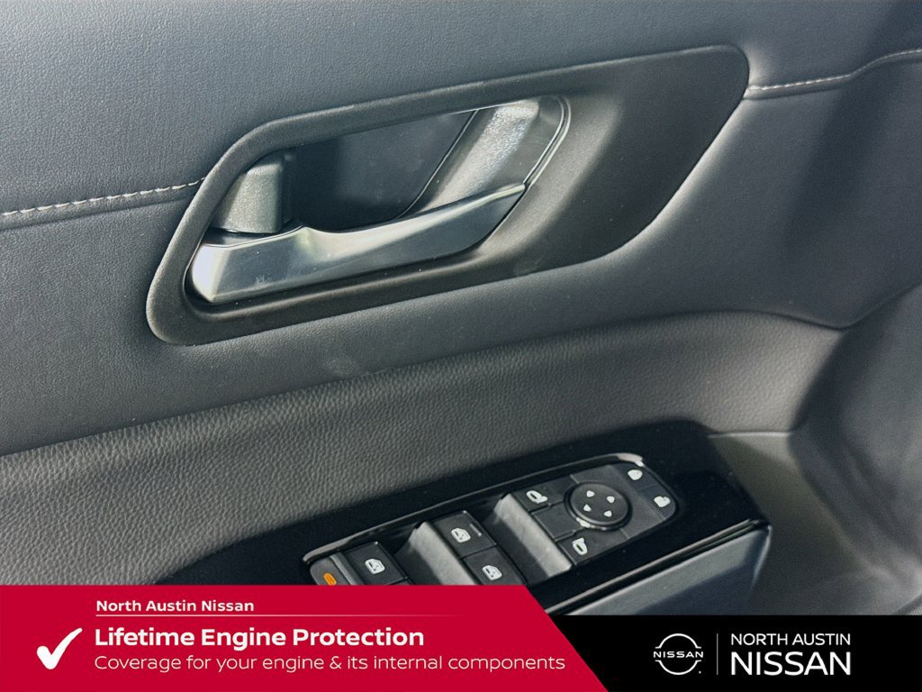 New 2026 Nissan Pathfinder SL w/ SL Premium Package (P04) FWD image 21