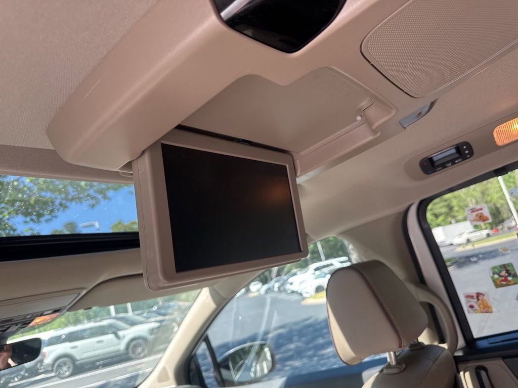 Used 2023 Honda Odyssey Elite image 12