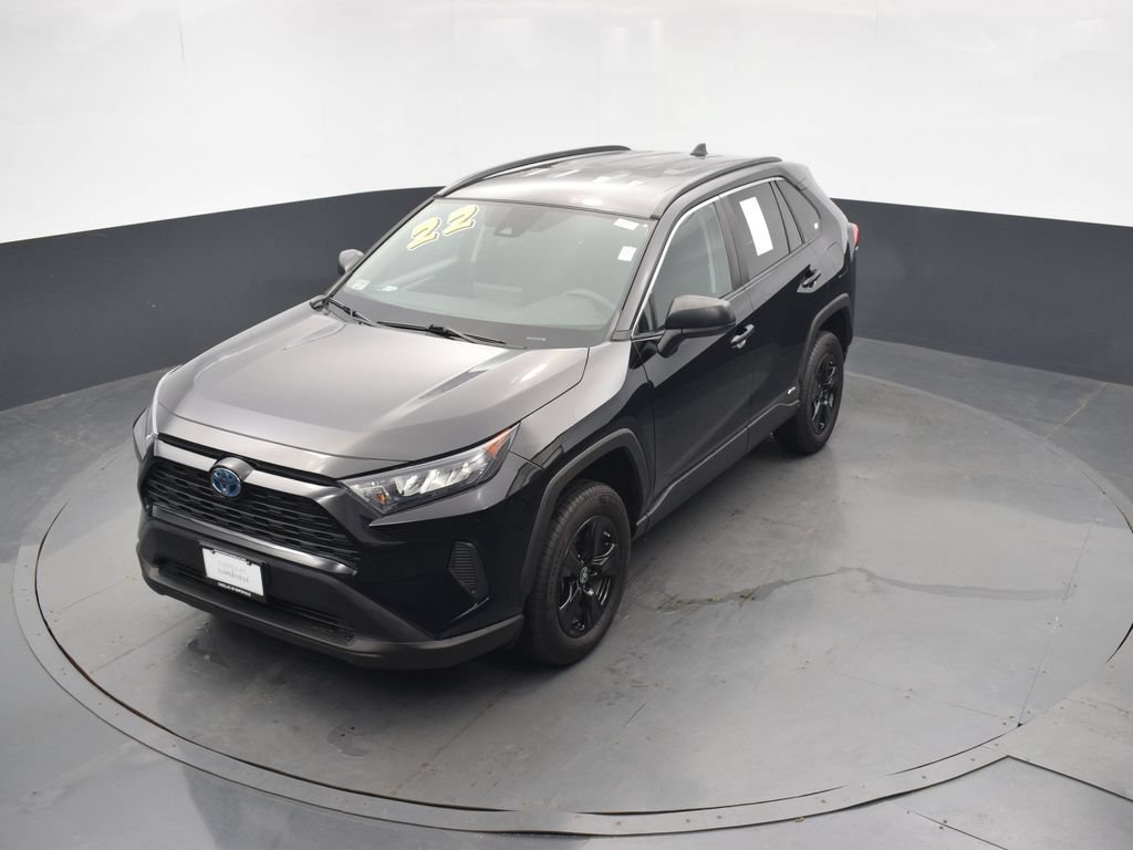 Used 2022 Toyota RAV4 LE AWD/4WD image 37