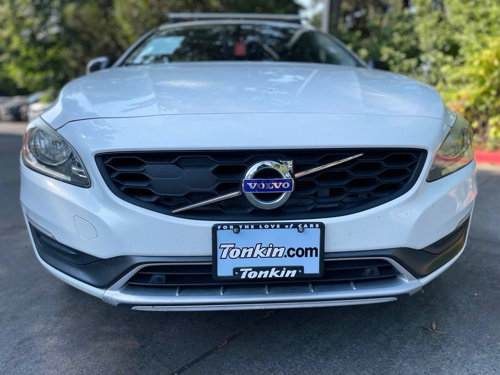 Used 2015 Volvo V60 T5 Cross Country w/ Protection Package AWD/4WD image 8