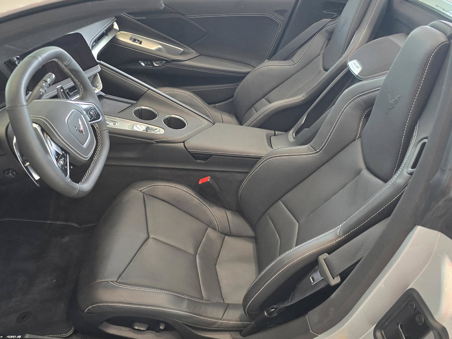 New 2026 Chevrolet Corvette Stingray Convertible w/ Battery Protection Package RWD image 12