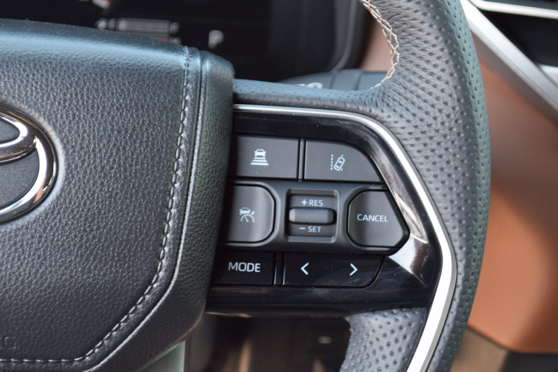 Used 2024 Toyota Tundra 1794 Edition AWD/4WD image 7