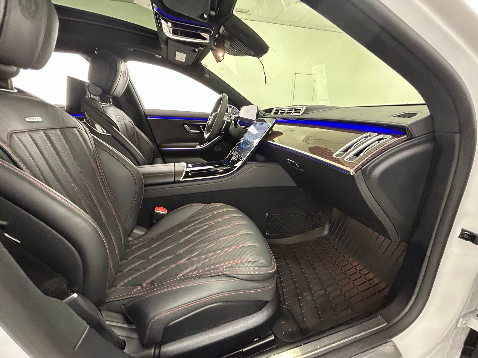 Used 2024 Mercedes-Benz S 63 AMG S image 42