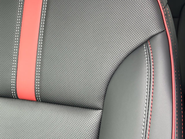 New 2027 Chevrolet Traverse RS w/ LPO, Floor Liner Package AWD/4WD image 16