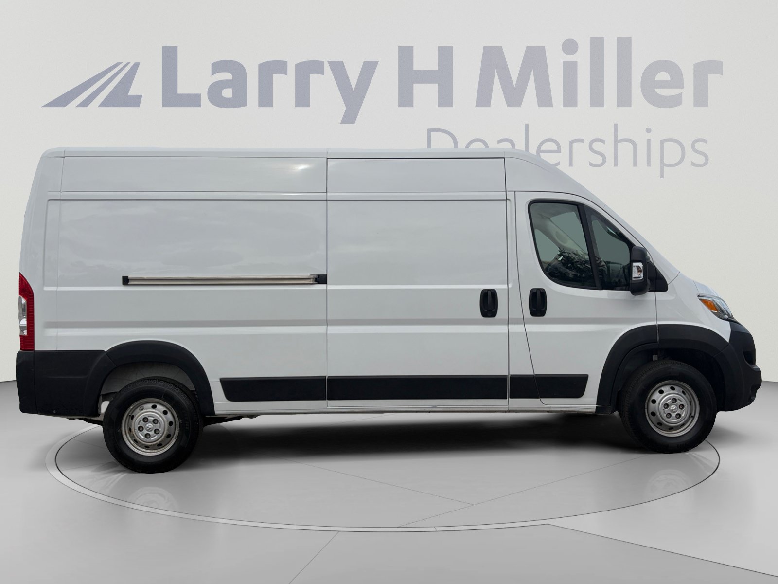 Used 2023 RAM ProMaster 2500 FWD image 7