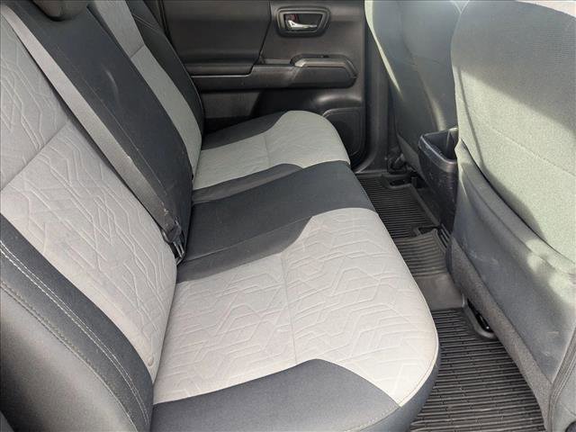Used 2022 Toyota Tacoma TRD Sport w/ Technology Package image 18