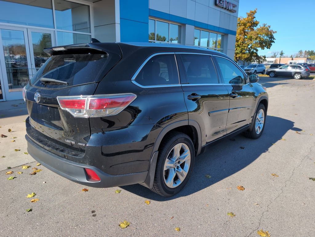 Used 2016 Toyota Highlander Limited image 8