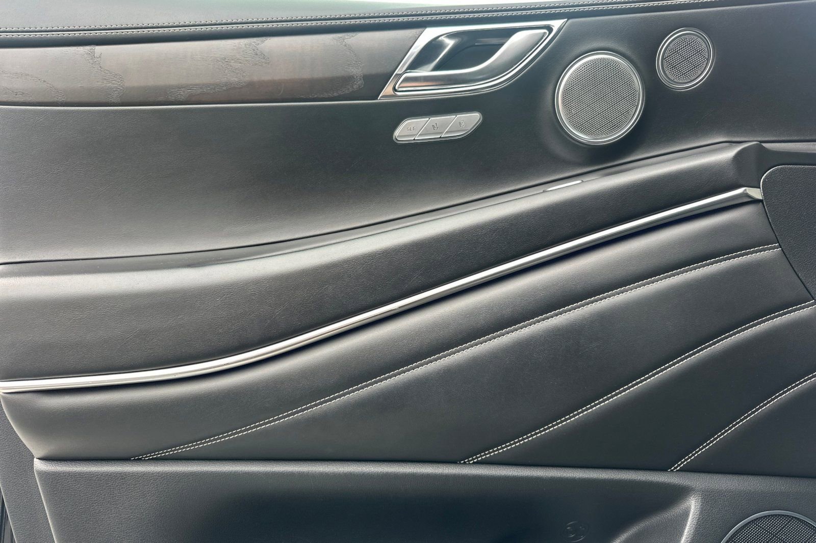 Used 2021 Genesis GV80 2.5T w/ Advanced Package 02 image 12