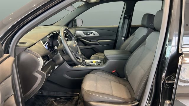 Used 2023 Chevrolet Traverse LT w/ LPO, Floor Liner Package image 46