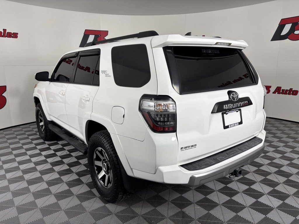 Used 2019 Toyota 4Runner TRD Off-Road image 4