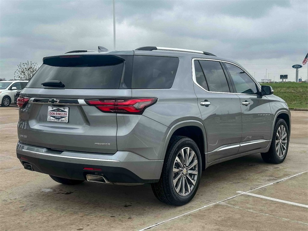 Certified 2023 Chevrolet Traverse Premier image 3