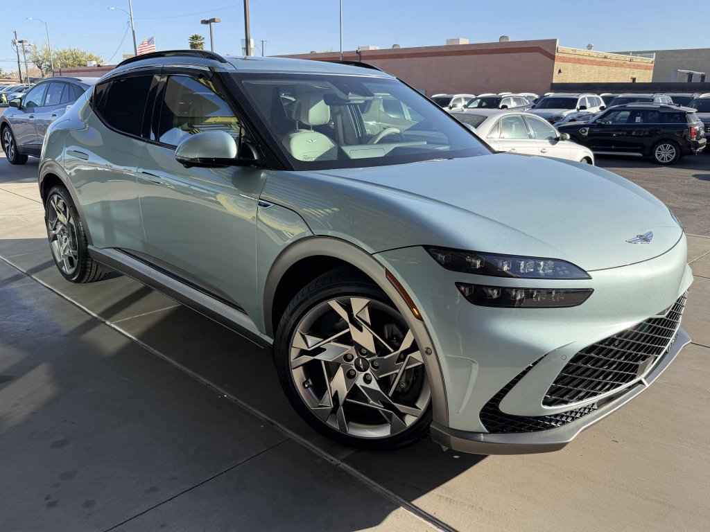 Used 2023 Genesis GV60 Performance image 6