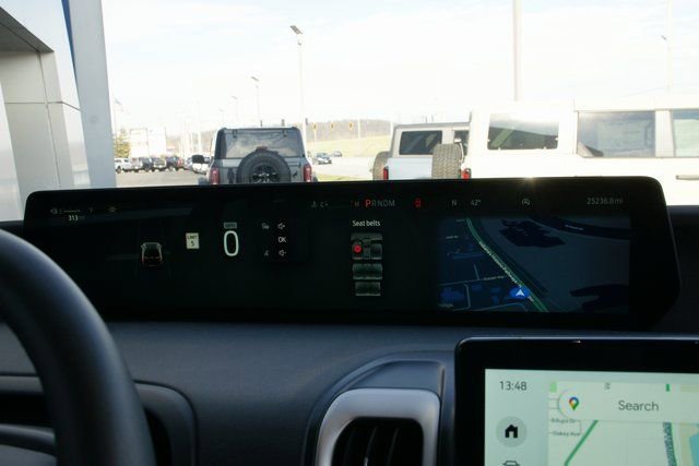 Used 2025 Ford Expedition Max Active image 17